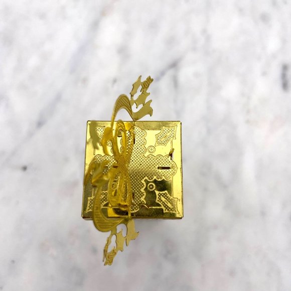 1980s Kitsch Ornament "Noel" Gold Tone Metal 3-Dimensional Christmas - Picture 6 of 12